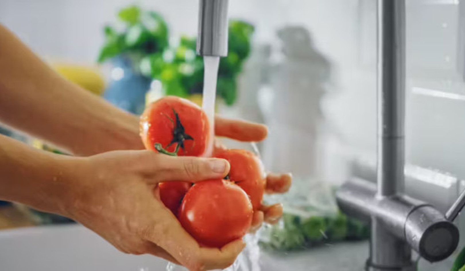 Why You Should Always Wash Fruit and Veg Before Eating