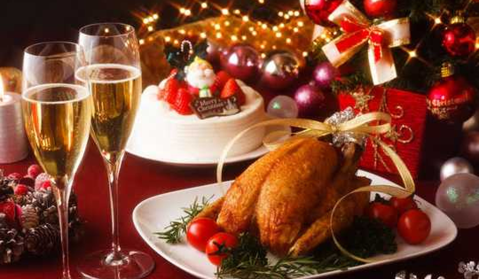 10 Ways To Indulge and Stay Healthy This Holiday Season