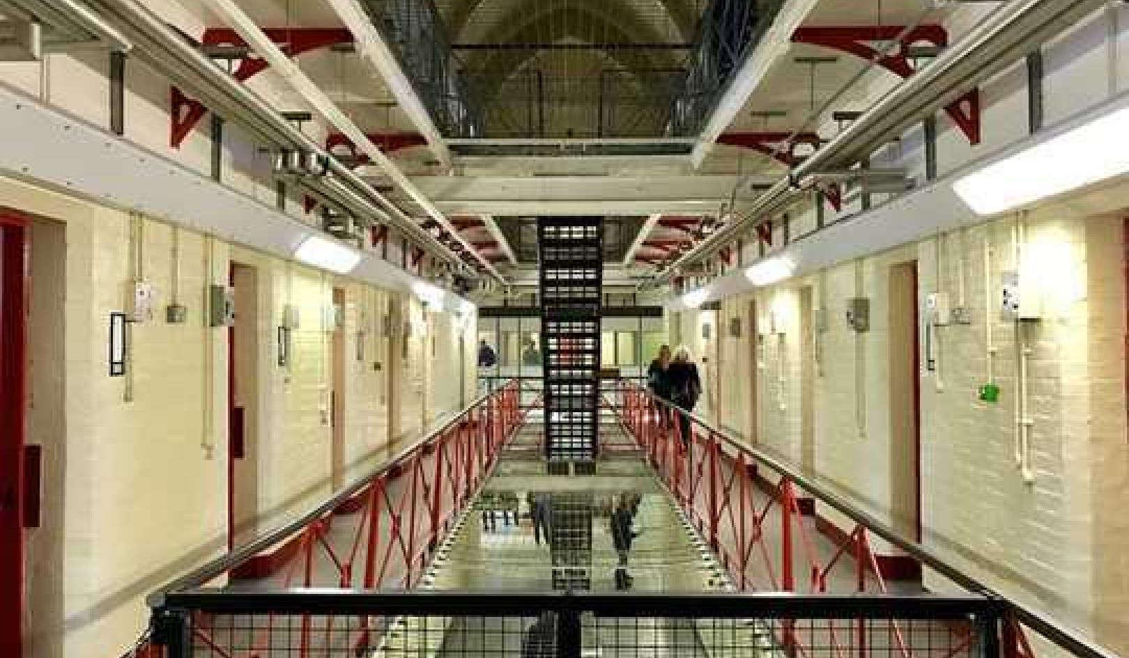 The Ethics And Practicalities of Dealing With Prisoners Who Are Growing Old and Dying in Custody