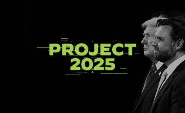 Trump p[icture with project 2025 written