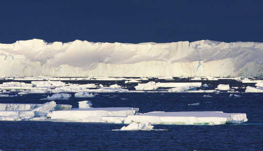 The Totten Glacier calving front. Esmee van Wijk/CSIRO