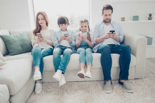 How Mobile Devices Have Changed Family Time