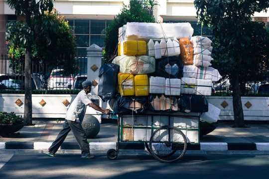 How To Break Up With Plastics Using Behavioural Science