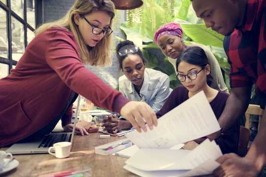 Women Entrepreneurs Thrive While Managing Talented Teams And Balancing Investors